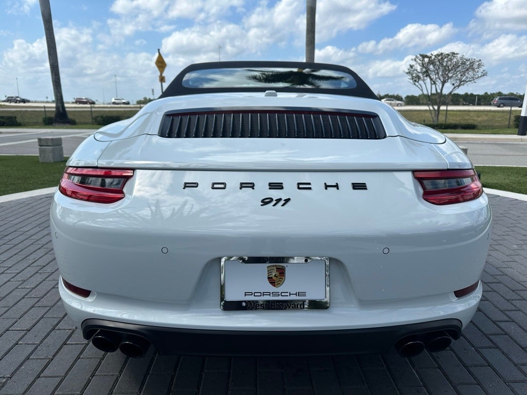 2019 Porsche 911 Carrera 4